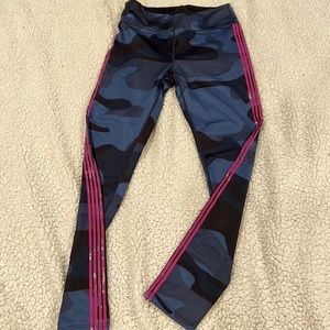 Size M NOLI workout pant blue camp w pink side stripes